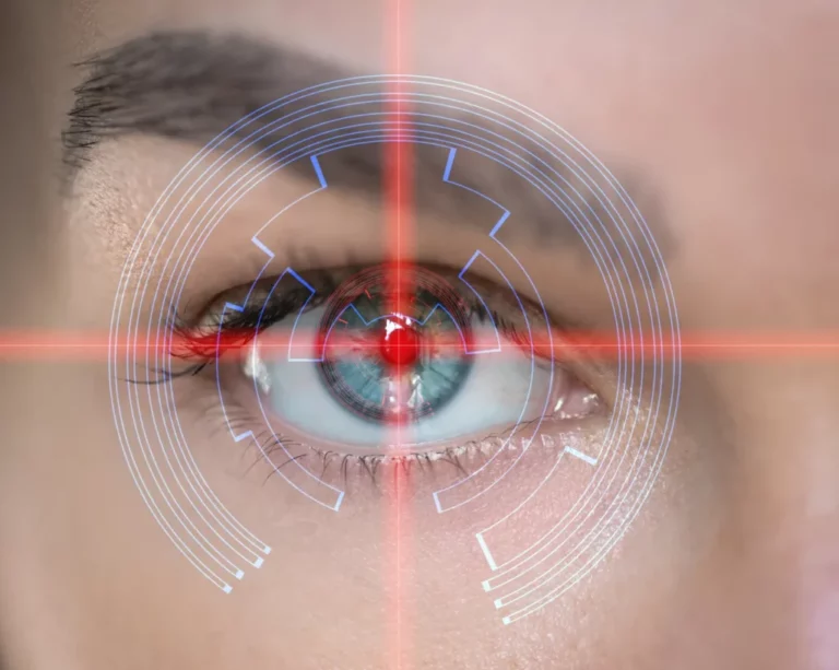 SmartSight Nova & CenTrax®: Neue Präzision beim Augenlasern in Zürich